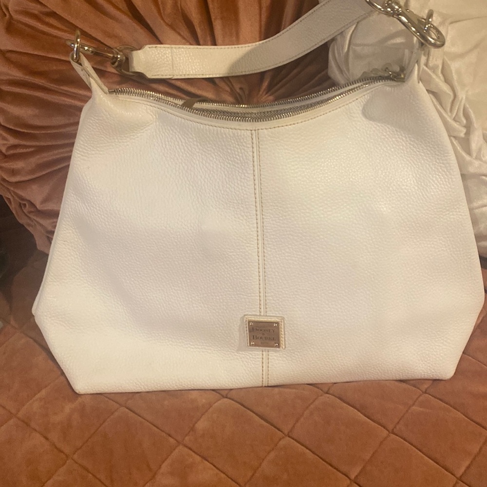 White Dooney and Burke bag